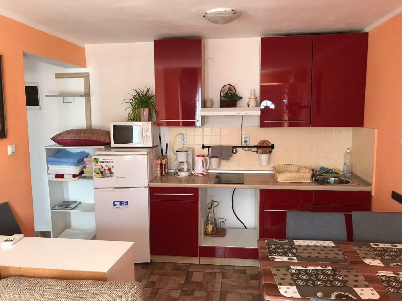 Apartment Kestenovi Dvori *